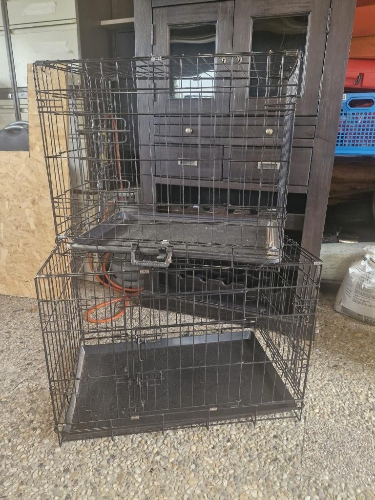 Honden benches, Ophalen, Zo goed als nieuw