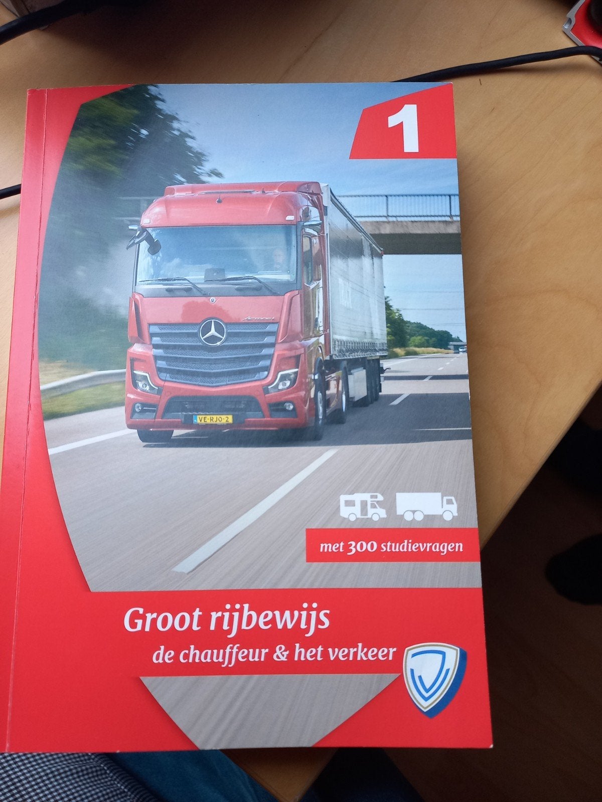 theorieboek rijbewijs C(1) Module 1, Boeken, Ophalen, Zo goed als nieuw, MBO, VERJO bv
