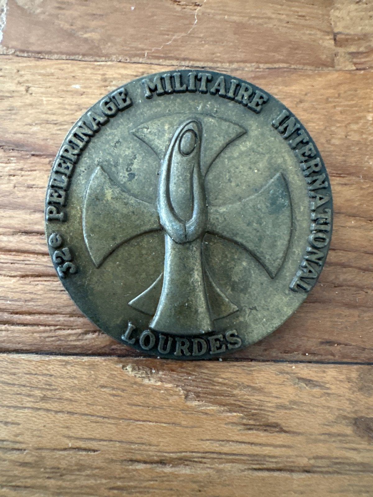 32e Internationale Militaire Bedevaart Lourdes Medaille, Ophalen of Verzenden, Overige typen
