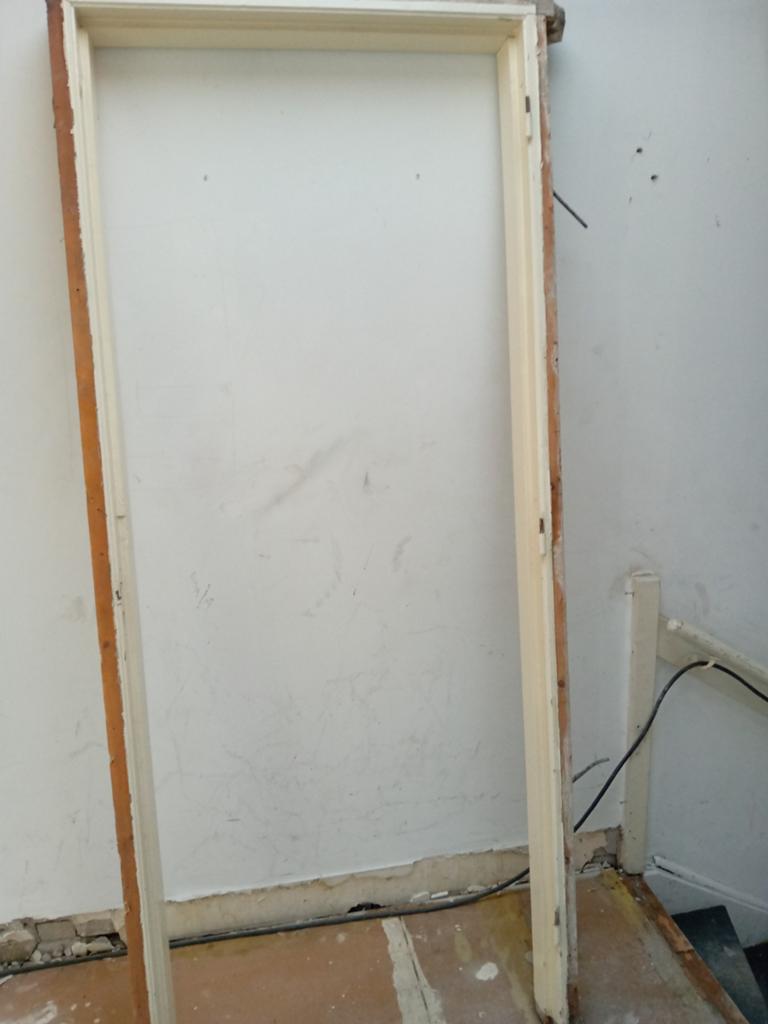 Houten kozijn met scharnierhol, evt. met paneeldeur, Gebruikt, 80 tot 100 cm, Binnendeur, Ophalen of Verzenden