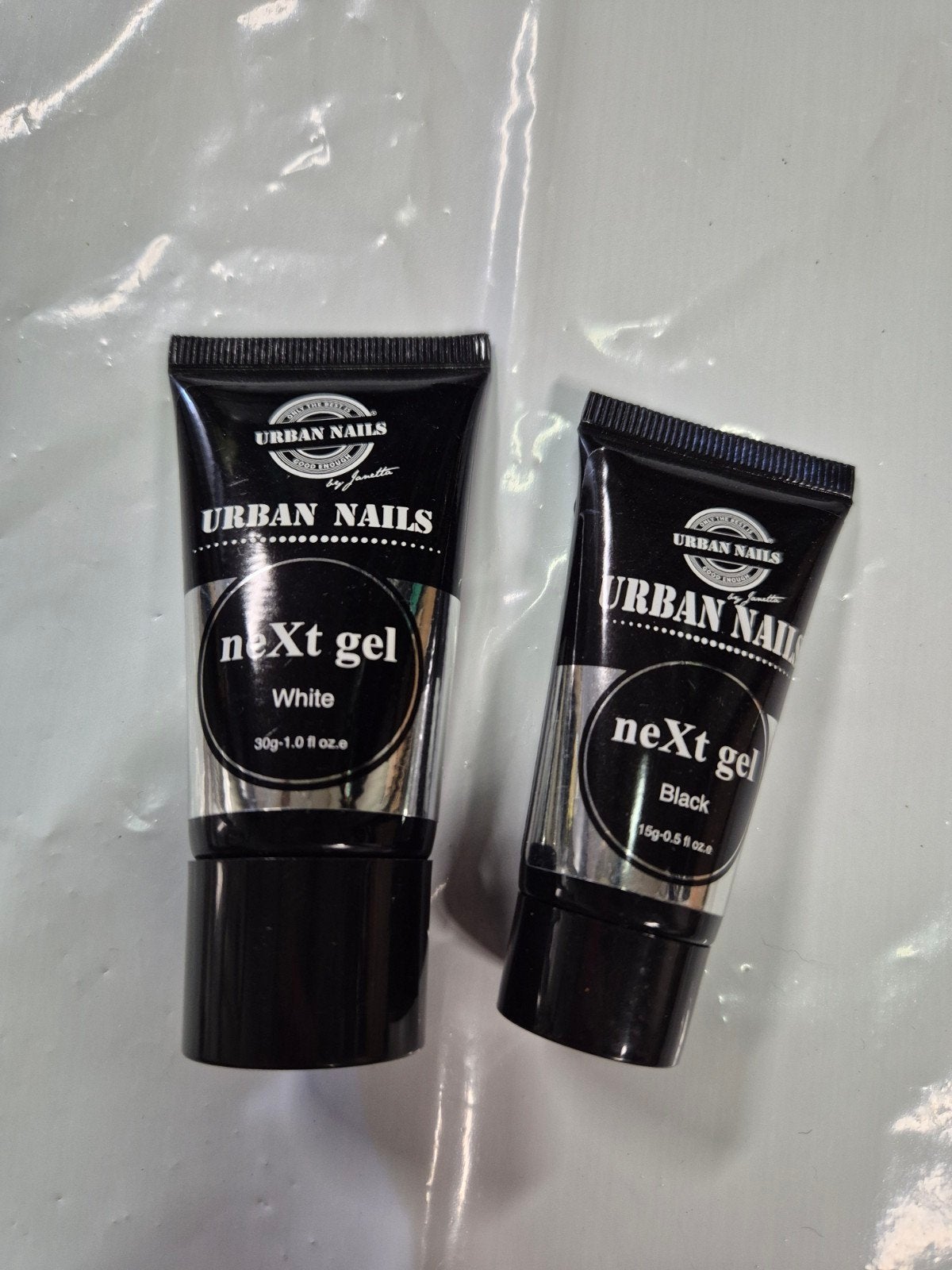 Nieuw 2x urban nails next gel tubes (acrylgel) 1, Overige kleuren, Nieuw, Ophalen of Verzenden, Handen en Nagels