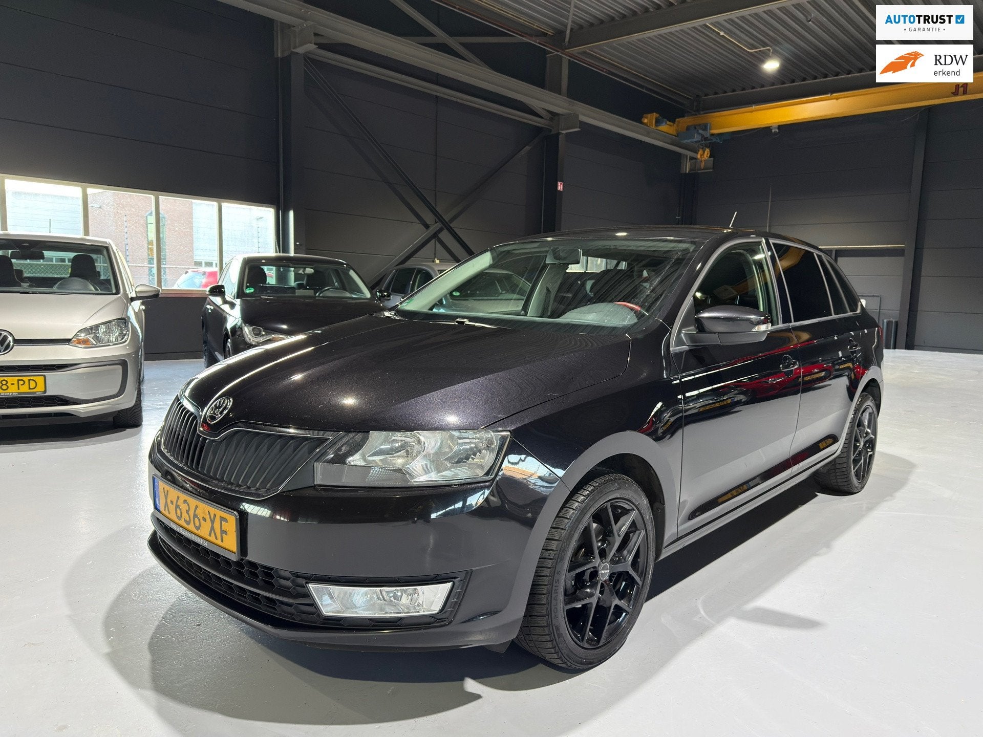 Skoda Rapid Spaceback 1.2 TSI Greentech Edition Airco | PDC, Dealer onderhouden, Stof, Gebruikt, Euro 6
