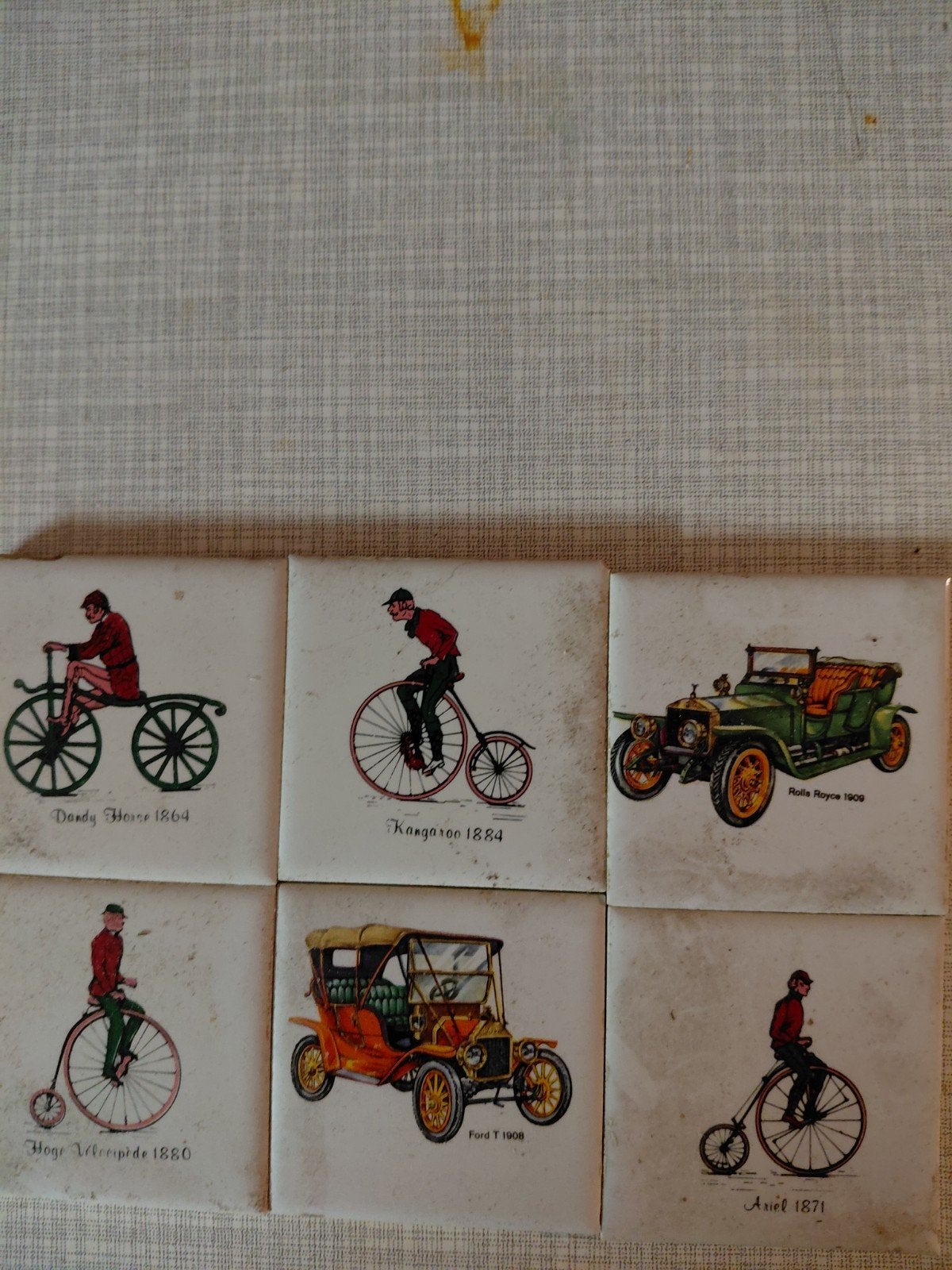 Vintage tegeltjes met historische voertuigen (6 stuks), Antiek en Kunst, Ophalen