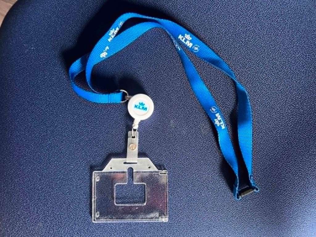 KLM pashouder (badgeouder) en sleutelhanger met lanyard, Verzenden, Nieuw, Overige typen