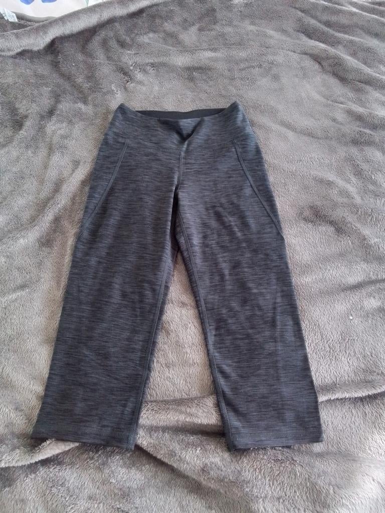 H&M Sport capri legging XS, Kleding | Dames, Sportkleding, Ophalen of Verzenden