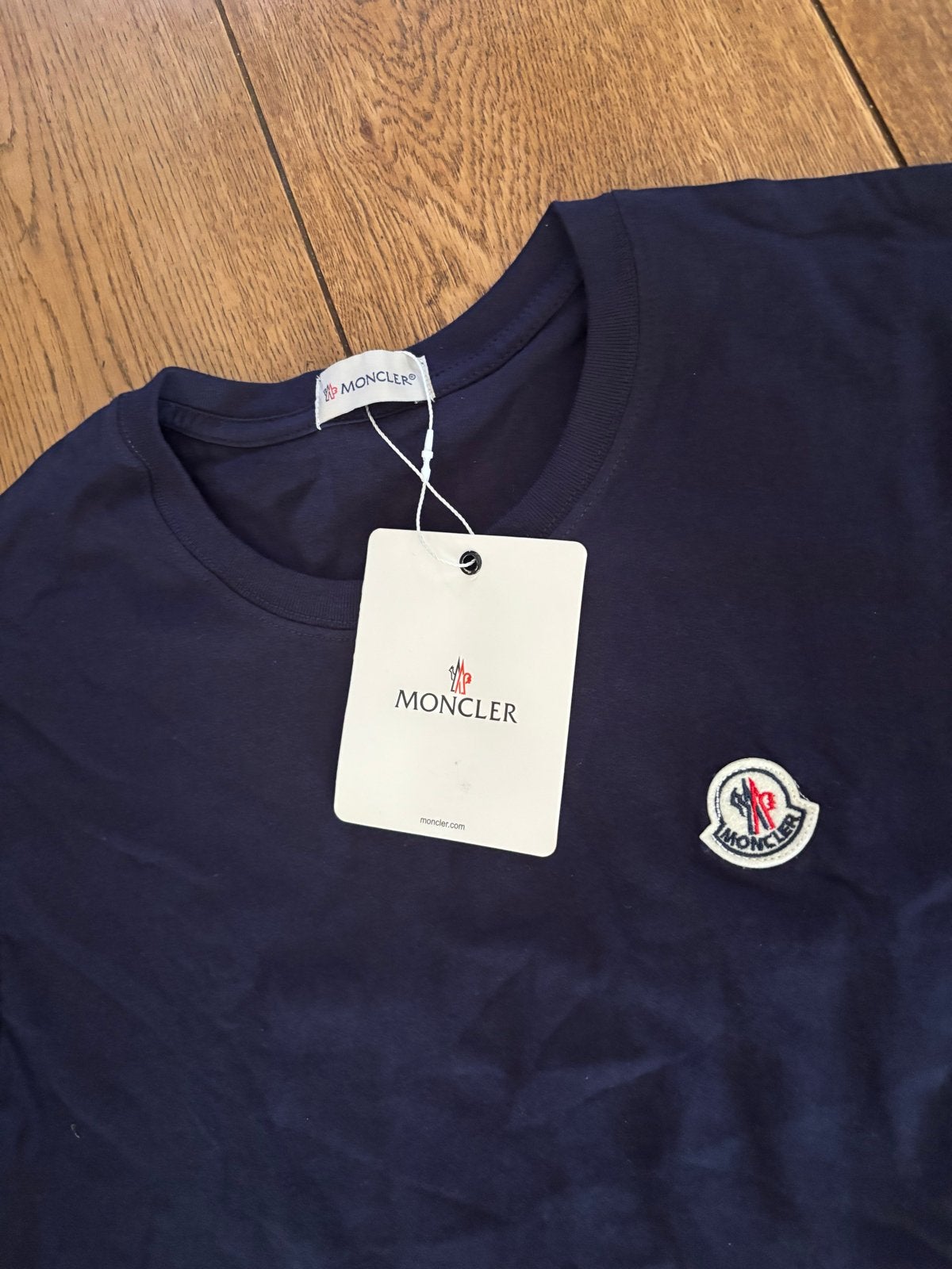 Moncler T-shirt - Donkerblauw met logo, Ophalen of Verzenden, Nieuw, Maat 48/50 (M), Blauw