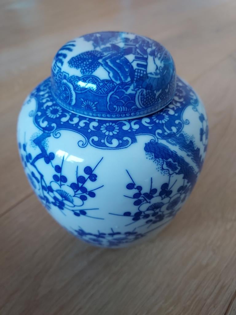 Prachtige Japanse Arita gemberpot met kersenbloesemdecor, Antiek en Kunst, Ophalen of Verzenden