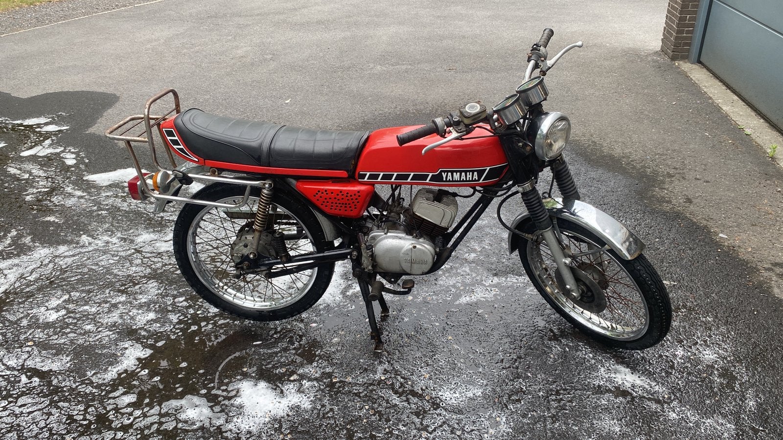 Gezocht. Uitlaat voor Yamaha RD 50 van 1977, Ophalen, Zo goed als nieuw, Uitlaat, Yamaha