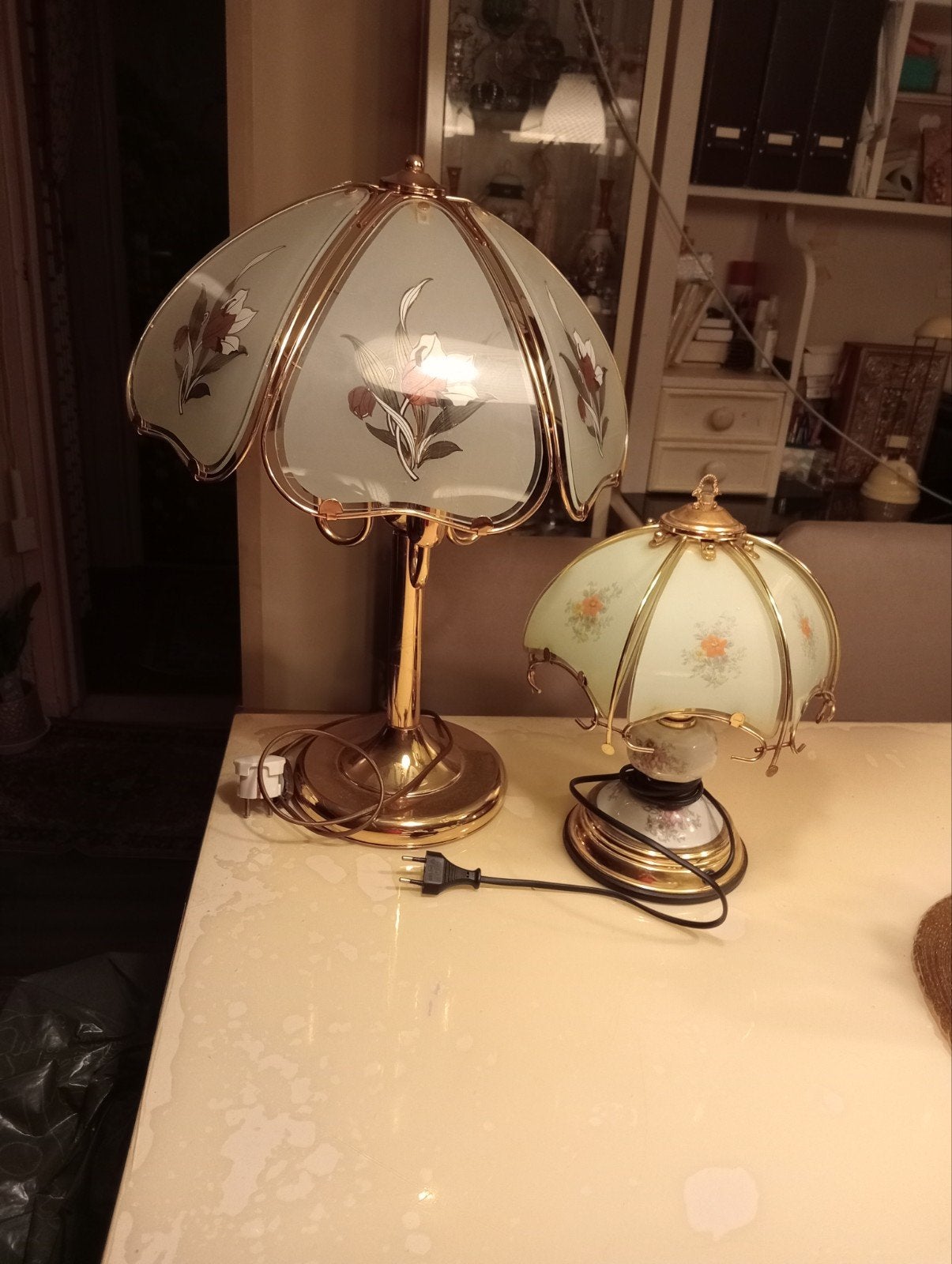 Set van 2 Vintage Tafellampen met Bloemmotief, Ophalen of Verzenden