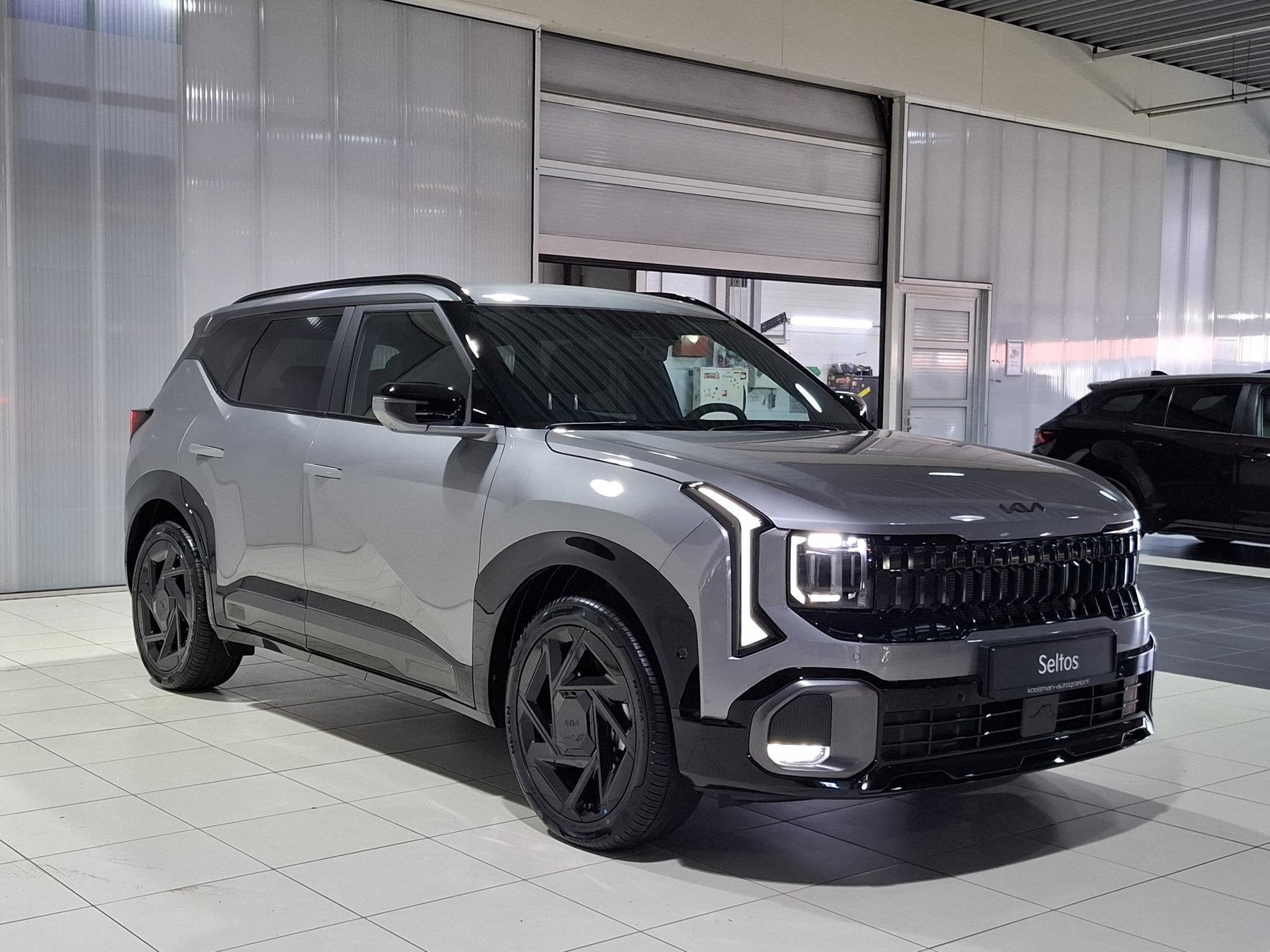 Kia Seltos 1.6T DCT7 X-Line Demo Edition 180 pk, 1300 kilo T, Auto's, Kia, Bedrijf, Nieuw, 177 pk, SUV of Terreinwagen