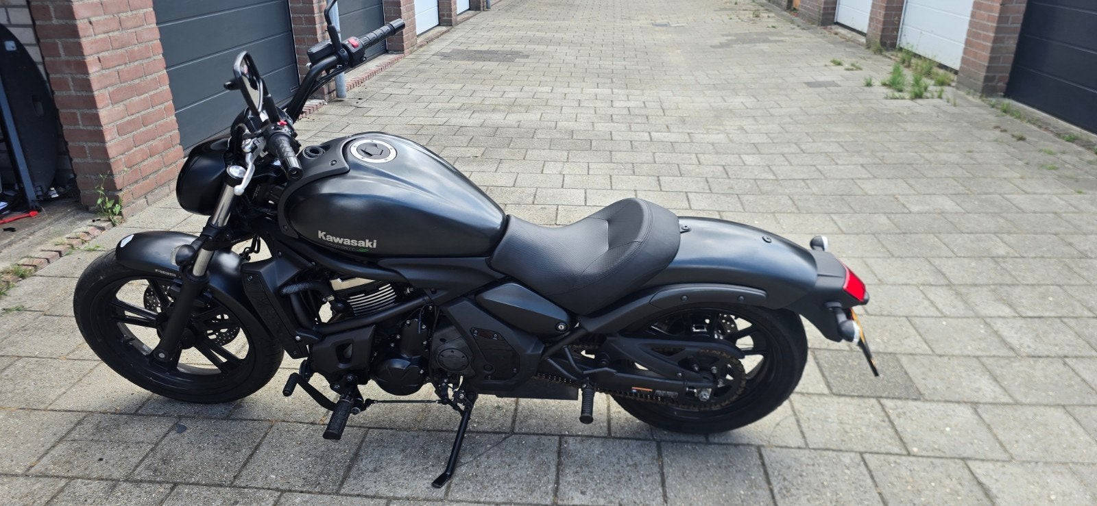 Kawasaki Vulcan S 2016 - 21.000 km - Kleine lakschade tank
