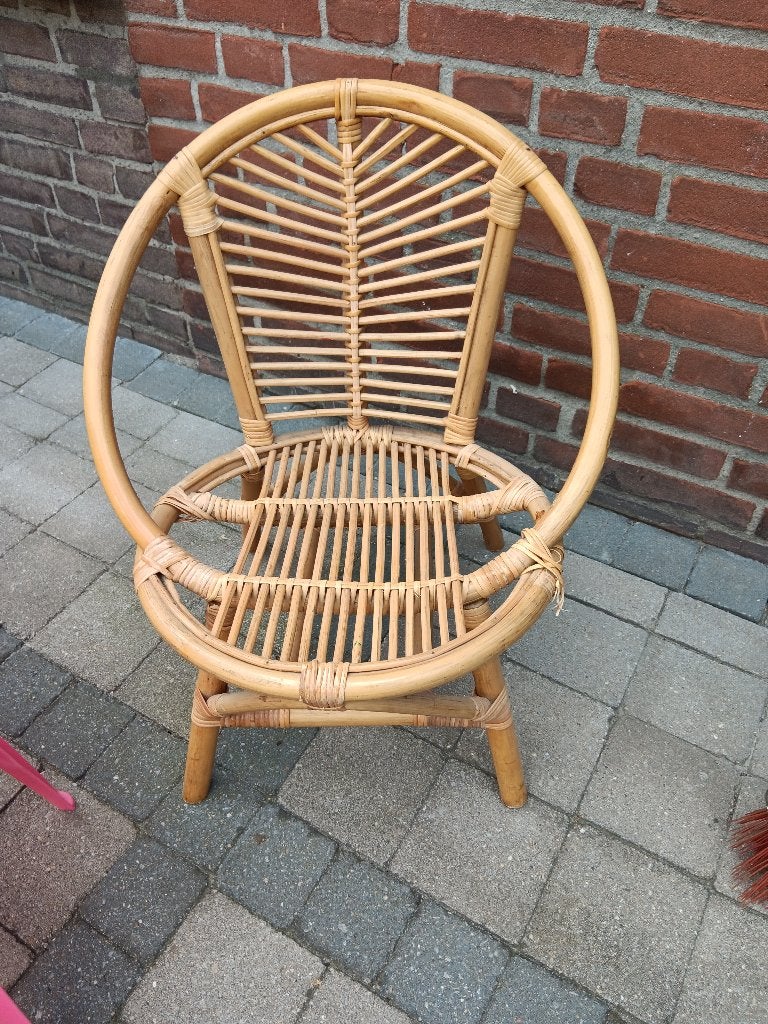 Schattig rieten kinderstoeltje, Kinderen en Baby's, Kinderstoelen, Ophalen, Zo goed als nieuw, Overige typen