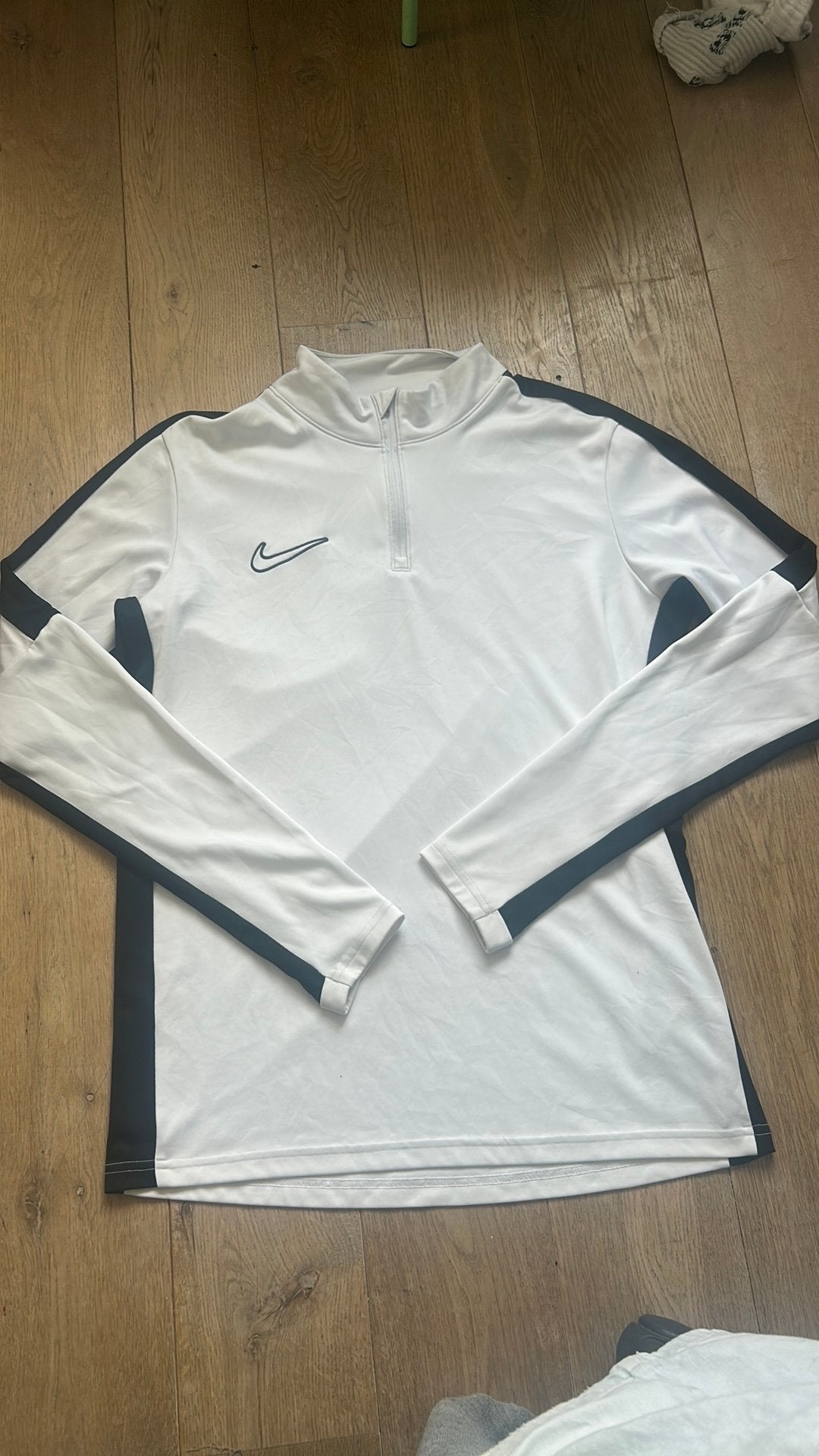Vest nike, Ophalen of Verzenden, Zo goed als nieuw, Maat 48/50 (M), Wit