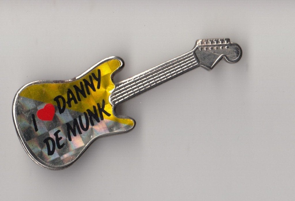 Danny de Munk Gitaar A broche, Gebruikt, Niet vindbaar, Niet vindbaar, Speldje of Pin