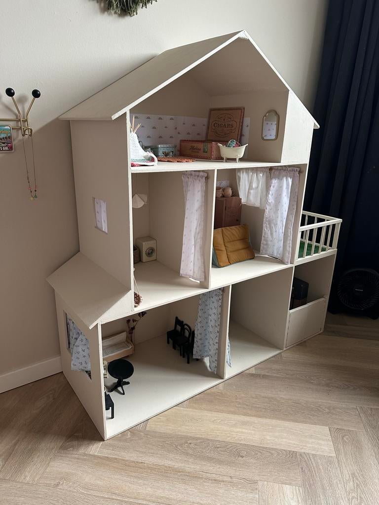 Groot vintage poppenhuis jaren '80 - Barbie, Maileg, muizen, Ophalen, Gebruikt, Poppenhuis