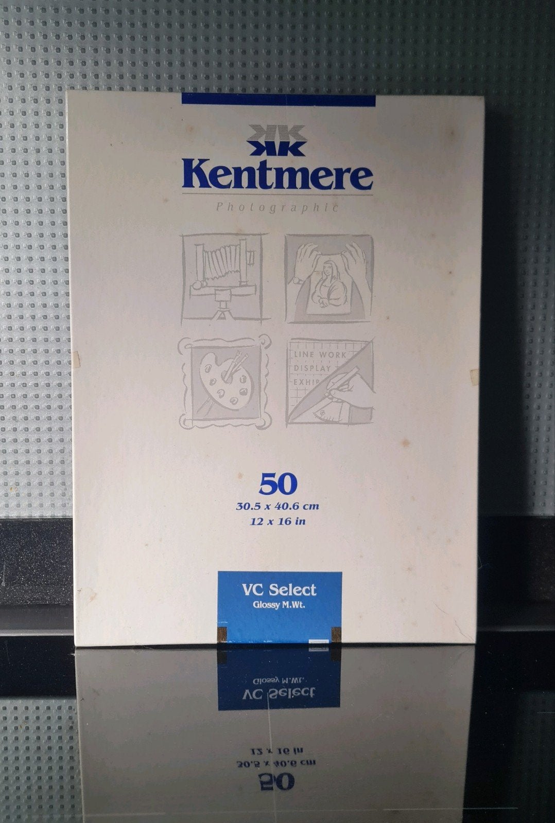 Kentmere VC Select Glanzend Fotopapier 30.5x30.6cm 50 vel, Doka papier, Nieuw, Ophalen of Verzenden, Overige formaten