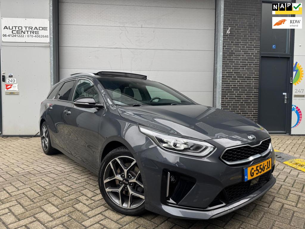 Kia Ceed Sportswagon 1.4 T-GDi GT-Line [ Open dak | Stuur&St, Auto's, Kia, 1300 kg, 4 cilinders, Origineel Nederlands, 600 kg