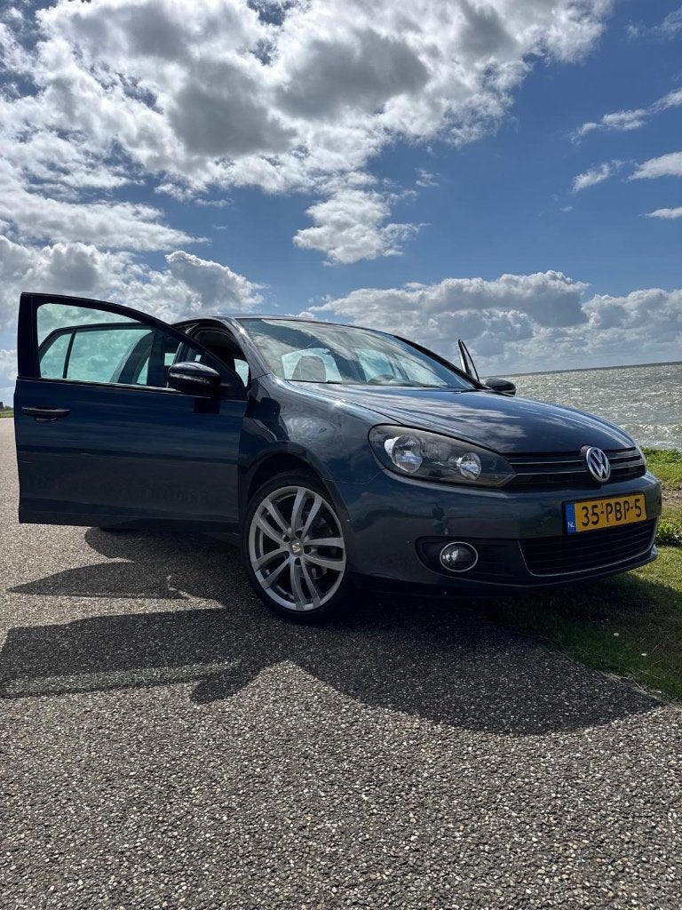 Volkswagen Golf 1.2 TSI 77KW 5D 2011 Grijs, Auto's, Volkswagen, Voorwielaandrijving, Zwart, 4 cilinders, Overige bekleding