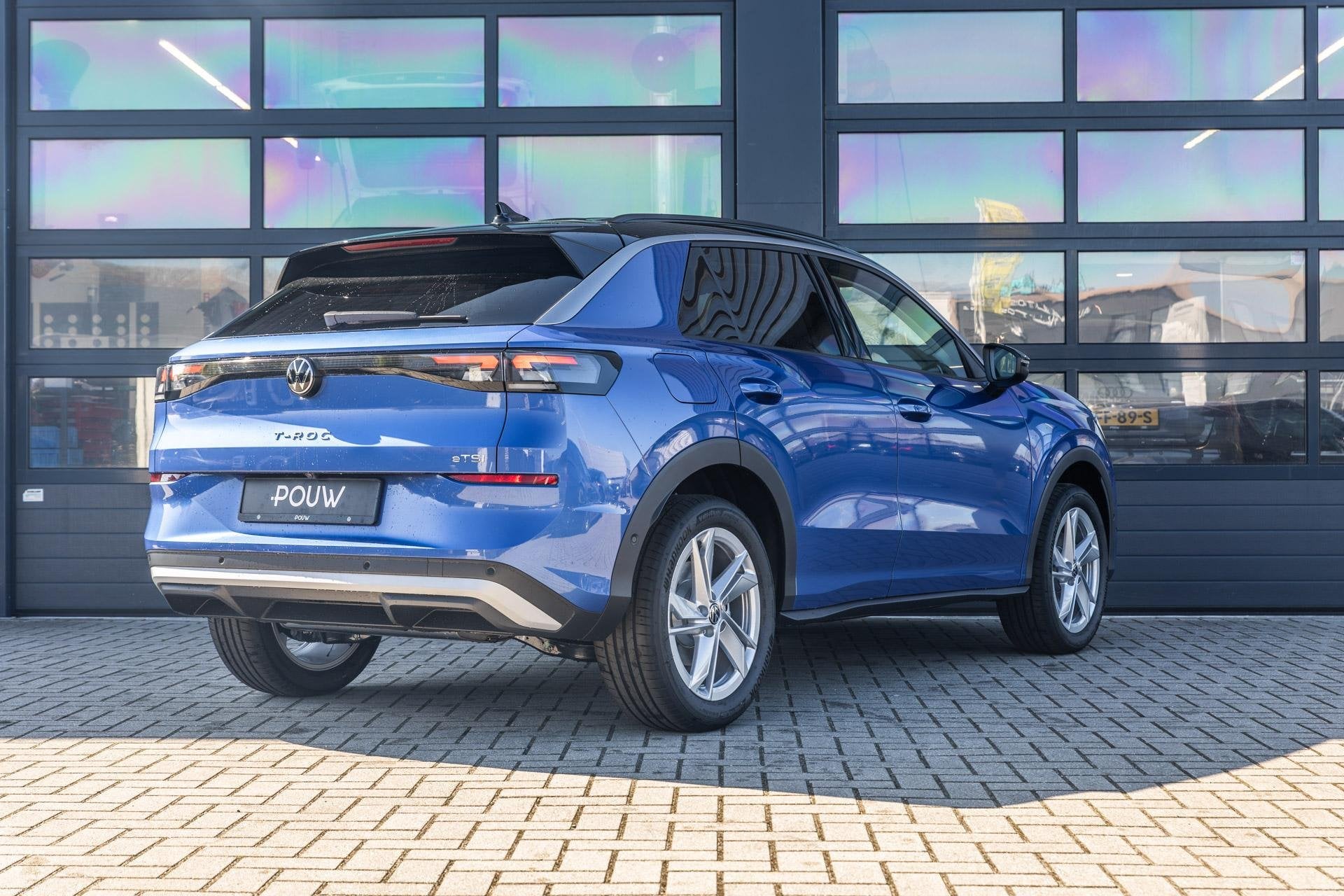 Volkswagen T-Roc 1.5 eTsi 115pk Life First Edition | 18" Vel, Auto's, 12 maanden, Stof, 1498 cc, 4 cilinders