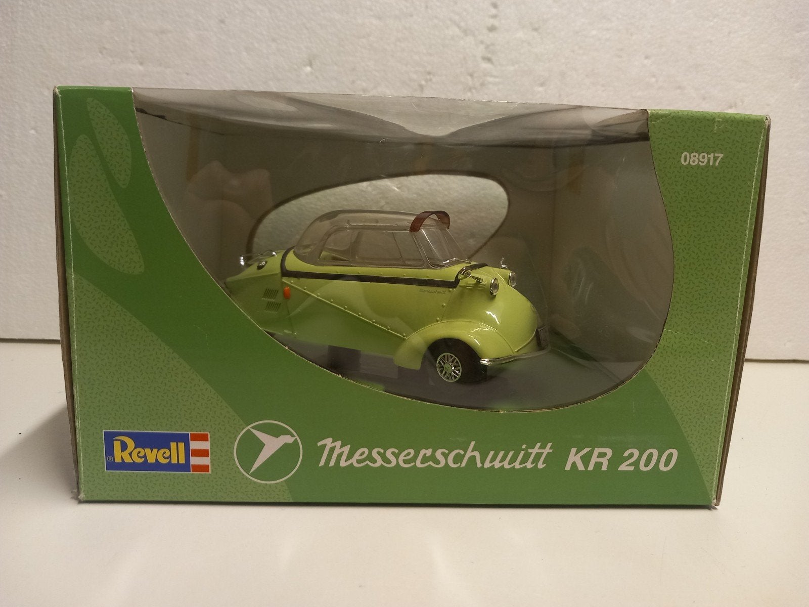 Messerschmitt KR 200 groen Revell metal 1:18 KRD, Hobby en Vrije tijd, Modelauto's | 1:18, Ophalen of Verzenden, Zo goed als nieuw