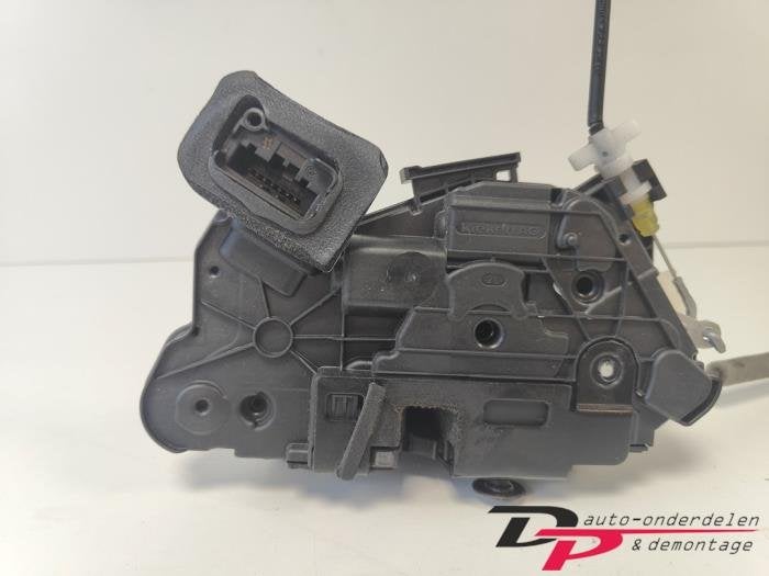 Deurslot Mechaniek 4Deurs links-voor van een Volkswagen Polo, Gebruikt, -, Volkswagen, -