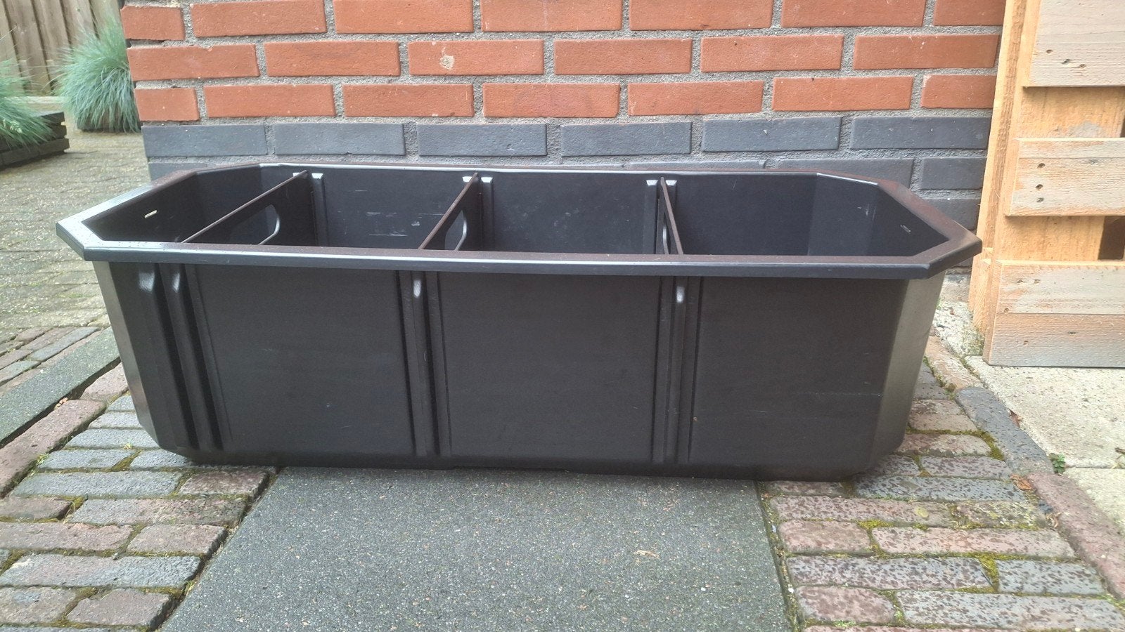 Kofferbak kunststof opberger., Tuin en Terras, Bloembakken en Plantenbakken, Ophalen, Kunststof, Gebruikt, 60 tot 100 cm