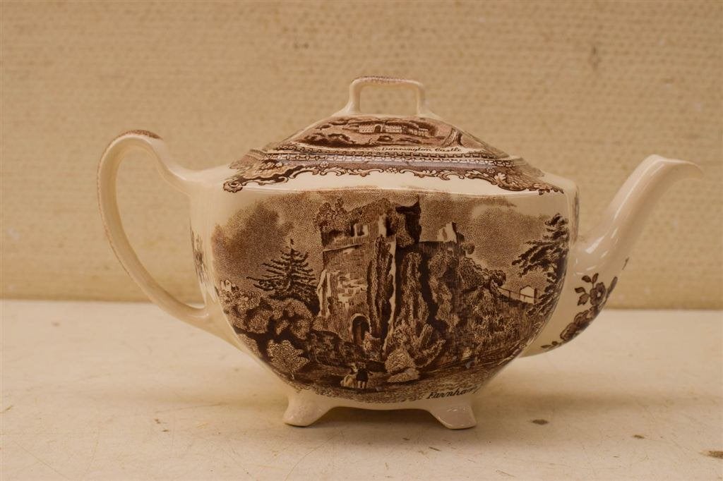 Johnson Bros porseleinen theepot 48509, Gebruikt, Ophalen of Verzenden, Bord(en), Overige stijlen
