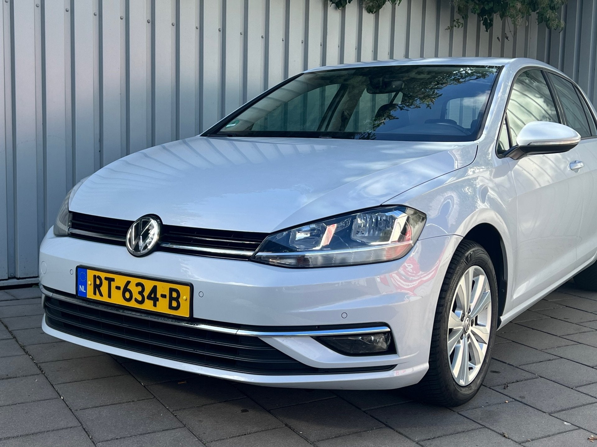 Volkswagen Golf 1.0 TSI Comfortline|Navigatie|Climate Contro, Auto's, Dealer onderhouden, Stof, Gebruikt, Adaptive Cruise Control