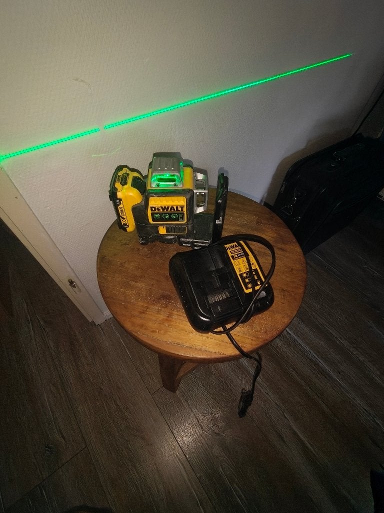Dewalt kruislijn 3d laser., Doe-het-zelf en Verbouw, Ophalen of Verzenden, Gebruikt, Afstand