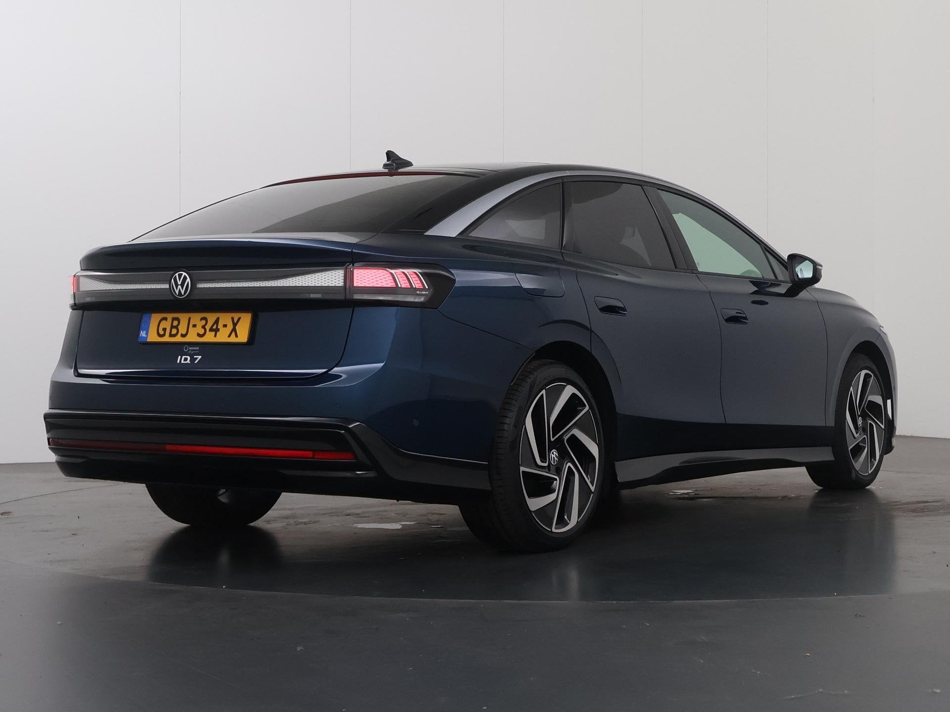 Volkswagen ID.7 Pro Business 77 kWh | SOH 96% | Warmtepomp |, Auto's, Volkswagen, Automaat, Automatische klimaatregeling, Achterwielaandrijving