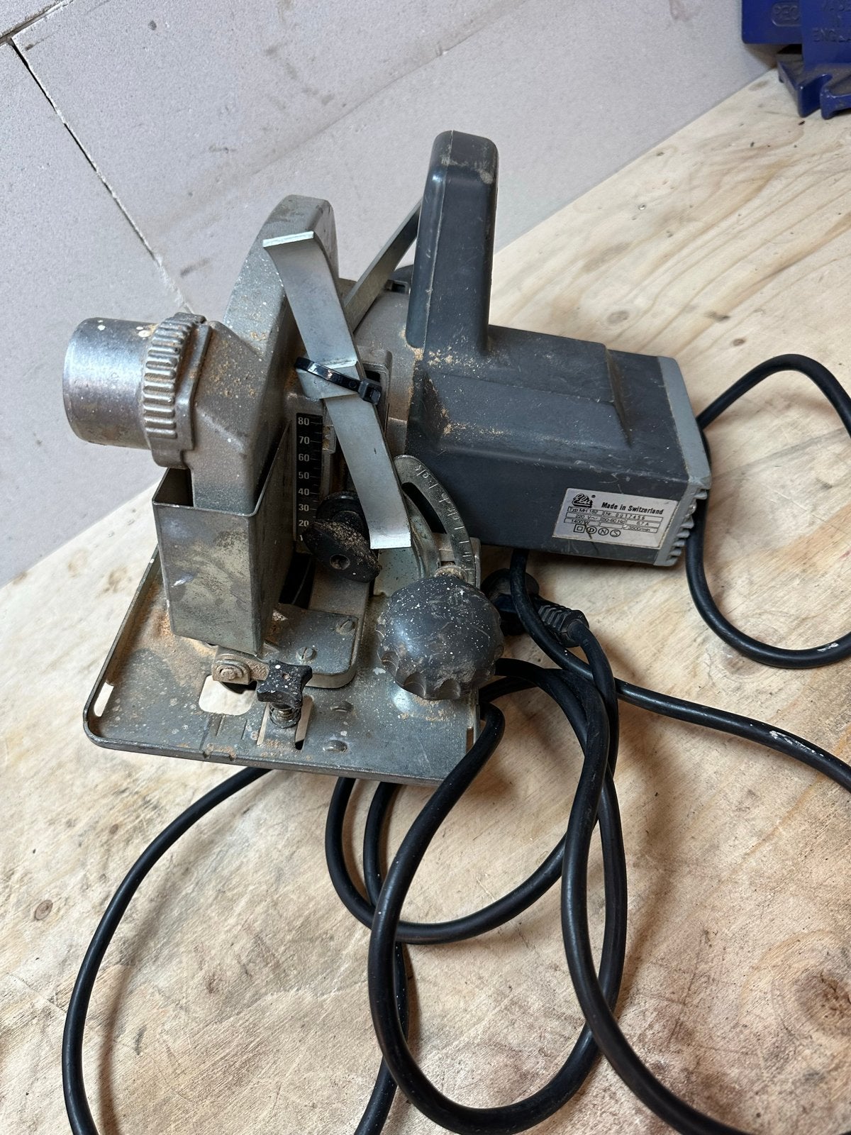 Elu Cirkelzaag Type MH 182 - 1400W, Made in Switzerland, Gebruikt, Cirkelzaag, 70 mm of meer, Ophalen of Verzenden