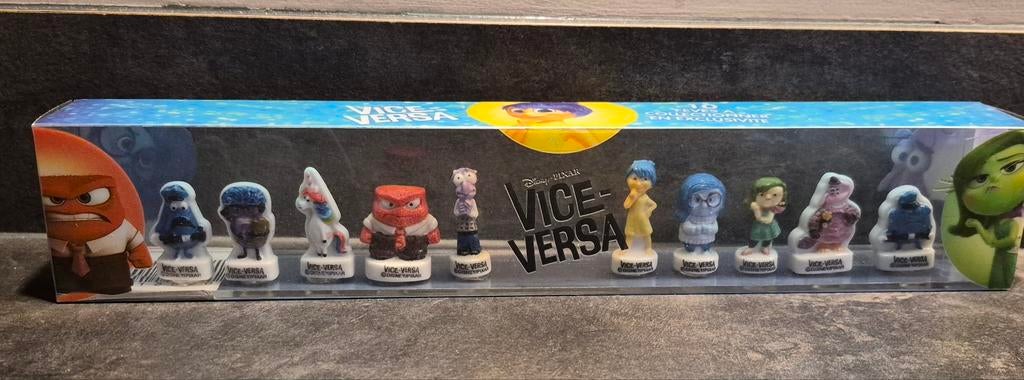 Disney Pixar Inside Out 'feves' set - 2015, Ophalen of Verzenden, Overige figuren, Nieuw, Beeldje of Figuurtje