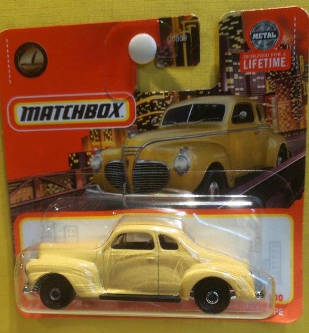 1941 Plymouth Coupe Matchbox 8/100

mooi gedetailleerd

excl, Ophalen of Verzenden, Nieuw, Auto