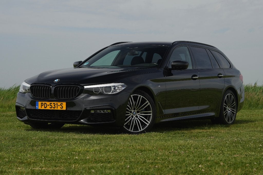 BMW 5-Serie 530d 265pk Aut. 2017 Zwart, Auto's, Automaat, Achterwielaandrijving, Euro 6, 2000 kg