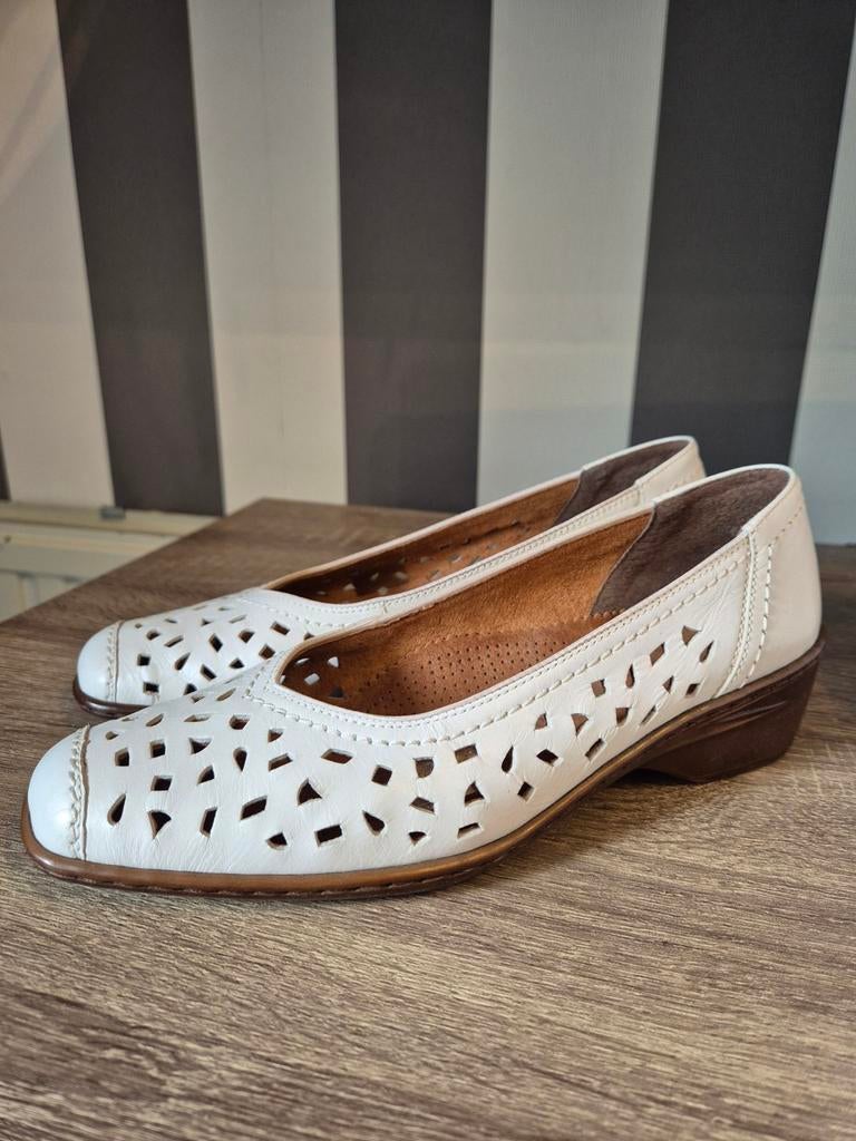 Jenny leren pumps / ballerina’s – Maat 39 – Wit, Ophalen of Verzenden, Wit, Instappers, Onbekend