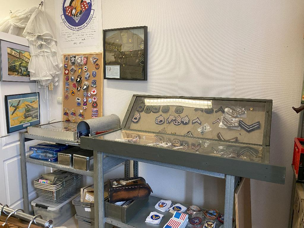 Amerikaans, Raf en Britse Uniformen en allerlei andere items, Amerika, Overige typen, Ophalen of Verzenden, Delwarw trading