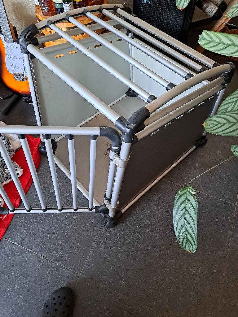 Honden bench middel grote hond, Dieren en Toebehoren, Hondenbenches, Ophalen, Gebruikt