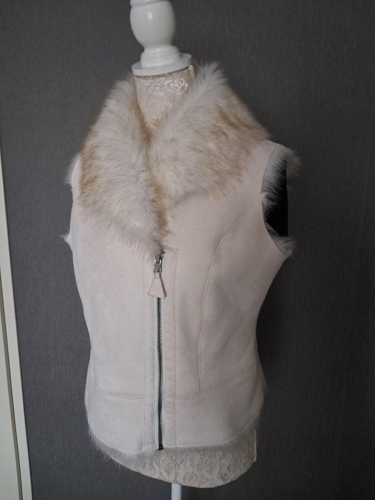 Bodywarmer A-rticles Maat : 38 Kleur : Off White NIEUW, Kleding | Dames, Bodywarmers, Maat 38/40 (M), Wit, Nieuw, Ophalen of Verzenden
