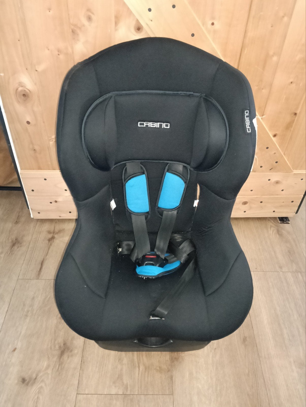 Cabino autostoel - Zwart met blauwe accenten, Kinderen en Baby's, Autostoeltjes, 9 t/m 18 kg, Slaapstand, Ophalen, Overige merken
