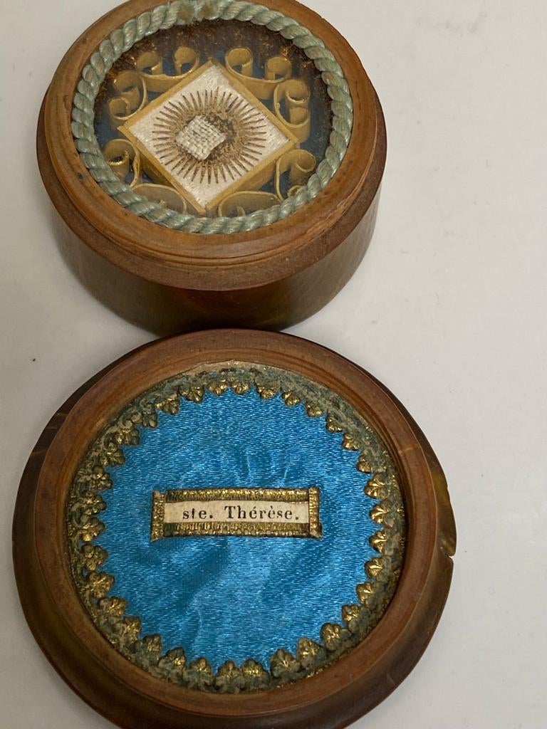 Antiek reliek Theresia, Antiek en Kunst, Antiek | Religie, Verzenden