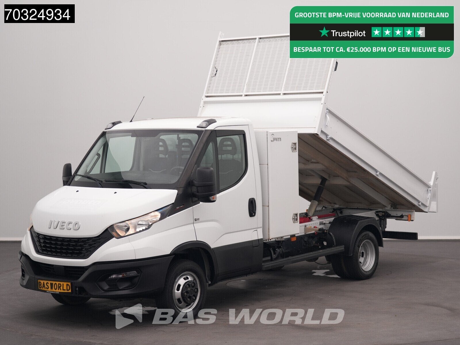 Iveco Daily 35C16 3.0L Kipper Dubbellucht 3,5t Trekhaak Navi, Auto's, Stof, Gebruikt, Euro 6, 4 cilinders