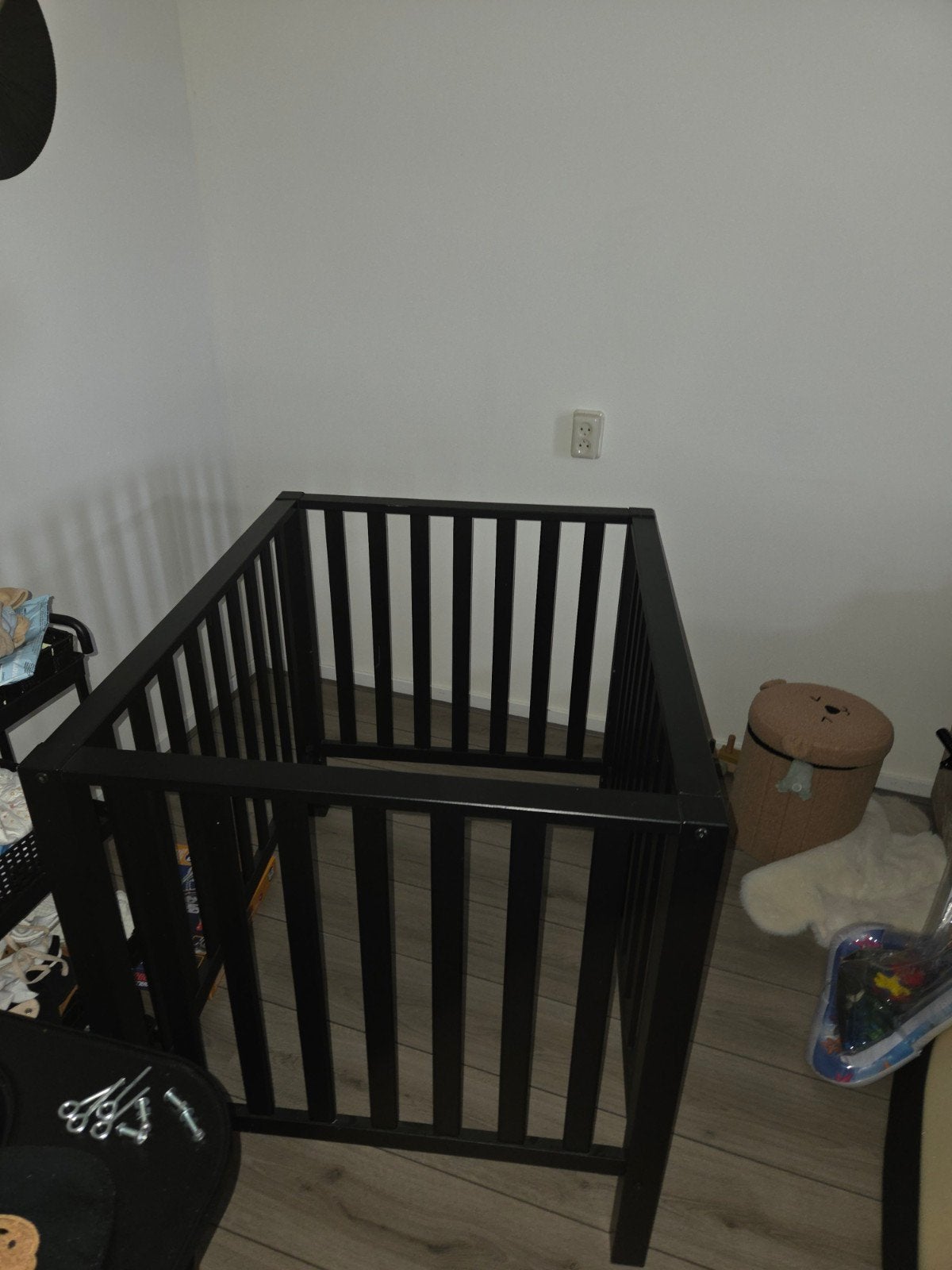 baby box met bodem en zachte matras, Kinderen en Baby's, Ophalen, Gebruikt
