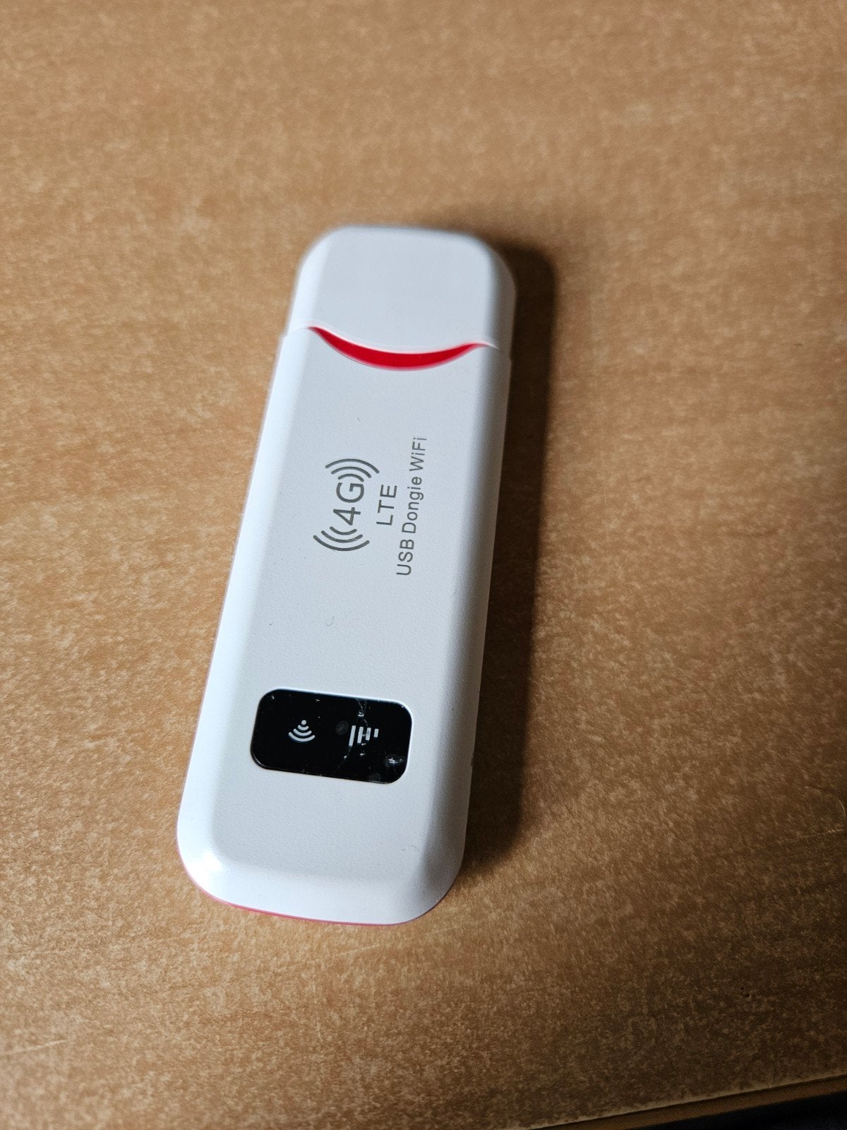 4G LTE USB Dongle WiFi Router - Draagbaar en Snel, Computers en Software, Routers en Modems, Ophalen of Verzenden, Zo goed als nieuw