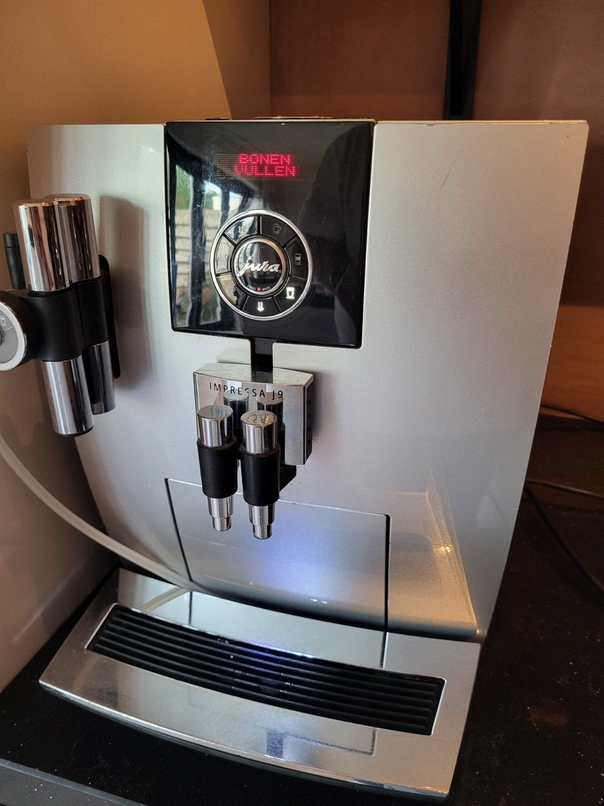 Jura Impressa J9 Koffiemachine - Goed Onderhouden, Witgoed en Apparatuur, Ophalen, Afneembaar waterreservoir, Gebruikt, Koffiemachine