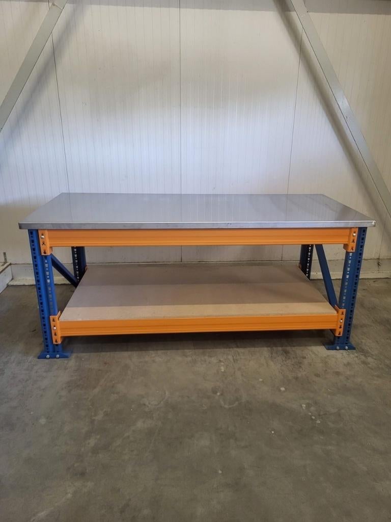 Zeer stevige werkttafel / werkbank met RVS blad, Doe-het-zelf en Verbouw, Werkbanken, Ophalen, Gebruikt, 70 tot 120 cm
