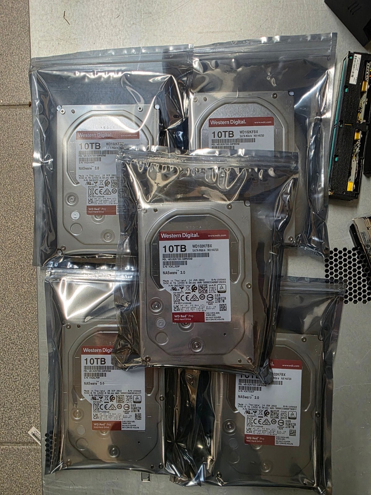5x WD Red Pro 10TB, Intern, Zo goed als nieuw, 10TB, Desktop