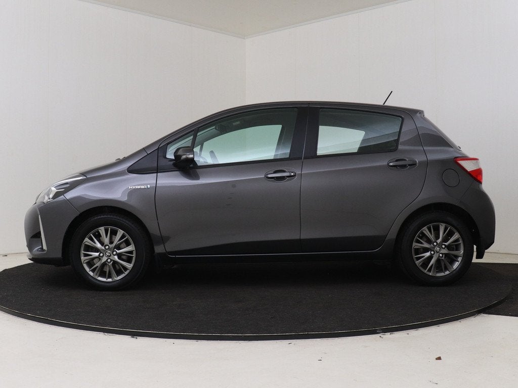 Toyota Yaris 1.5 Hybrid Dynamic Limited | Apple CarPlay/Andr, 12 maanden, 4 cilinders, Bedrijf, Stoelverwarming