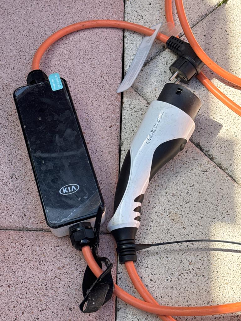 Kia EV Laadkabel Type 2 (Schuko), Ophalen of Verzenden, Gebruikt, Laadkabel