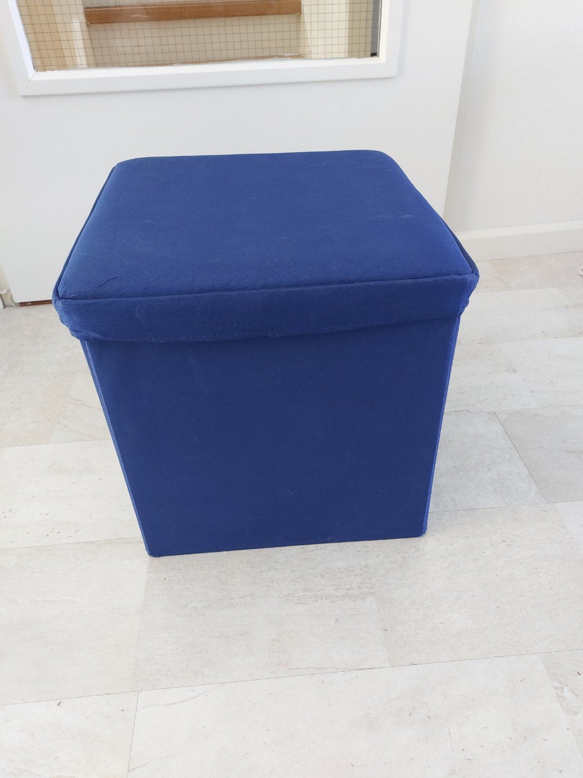 Blauwe poef/voetenbank 36x36x38cm, Huis en Inrichting, Ophalen, Minder dan 50 cm, Gebruikt, Vierkant