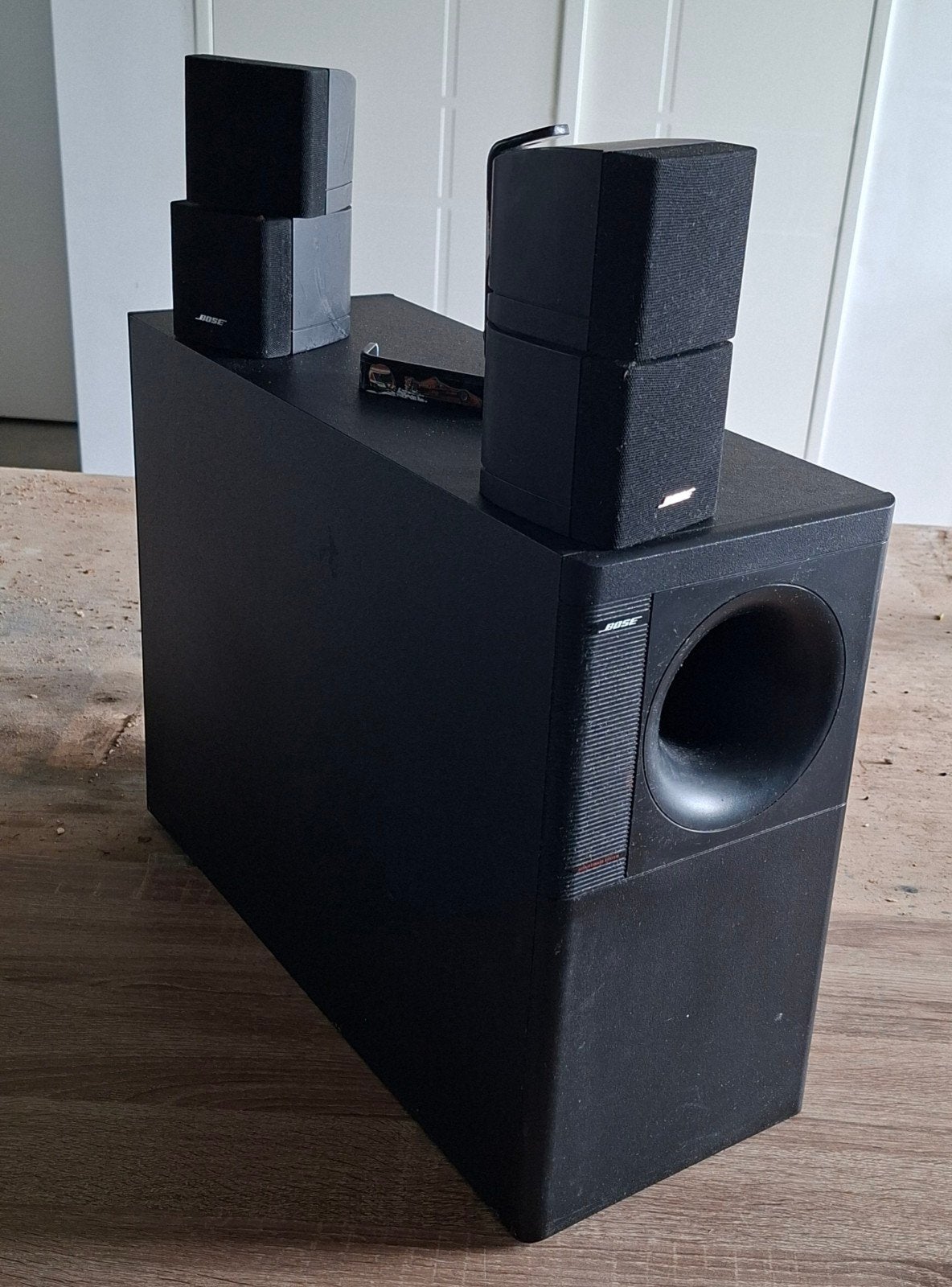 Bose Acoustimass 5 Series III direct/Reflecting speakers